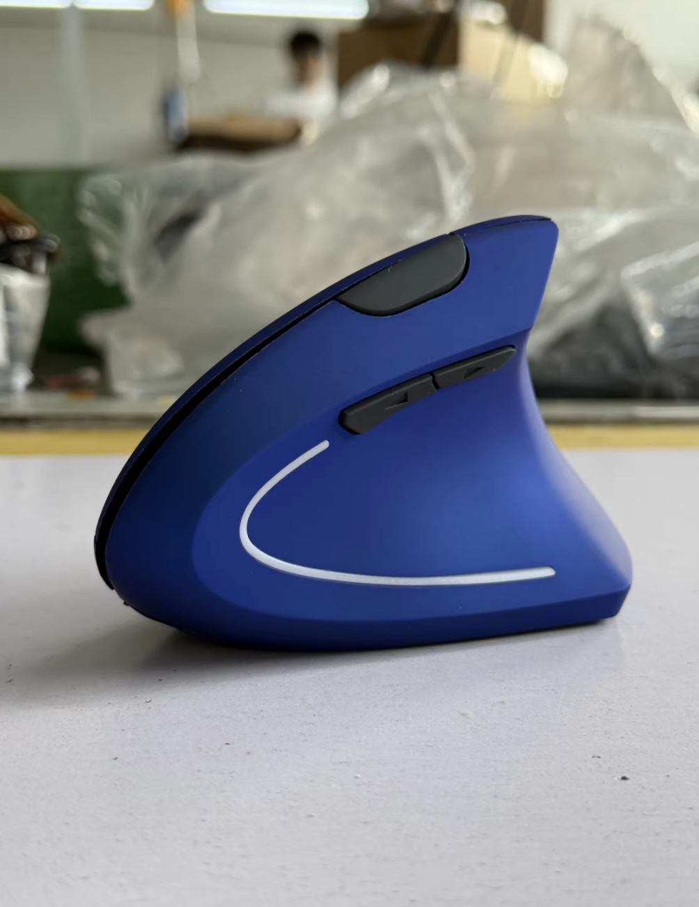 Ergonomic 2.4G Wireless Vertical Mouse – 6-Button